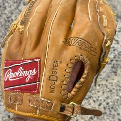 Rawlings Softball Glove