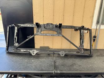 2014 2015 2016 2017 2018 CHEVROLET SILVERADO 1500 RADIATOR SUPPORT OEM USED