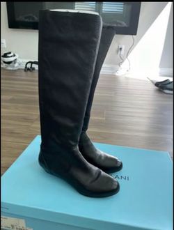 DarkwoodBerry Leather knee high boots size 7M fit for 7 1/2