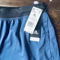 Adidas Short Size XL