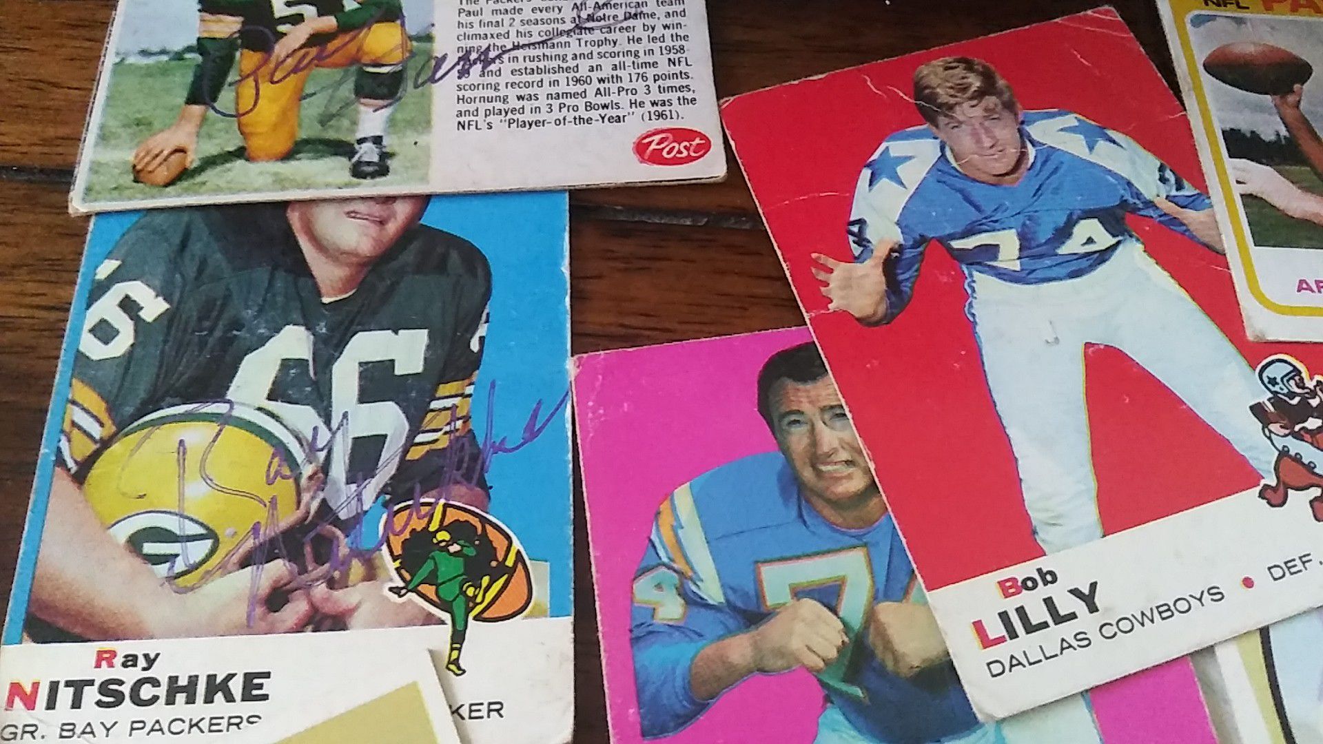 NFL Vintage Cards 2 GB Autographed