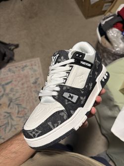 Brand New Womens LV Trainers EU 39 Women’s Size 8.5