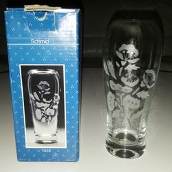 Beautiful Etched Glass Vase 