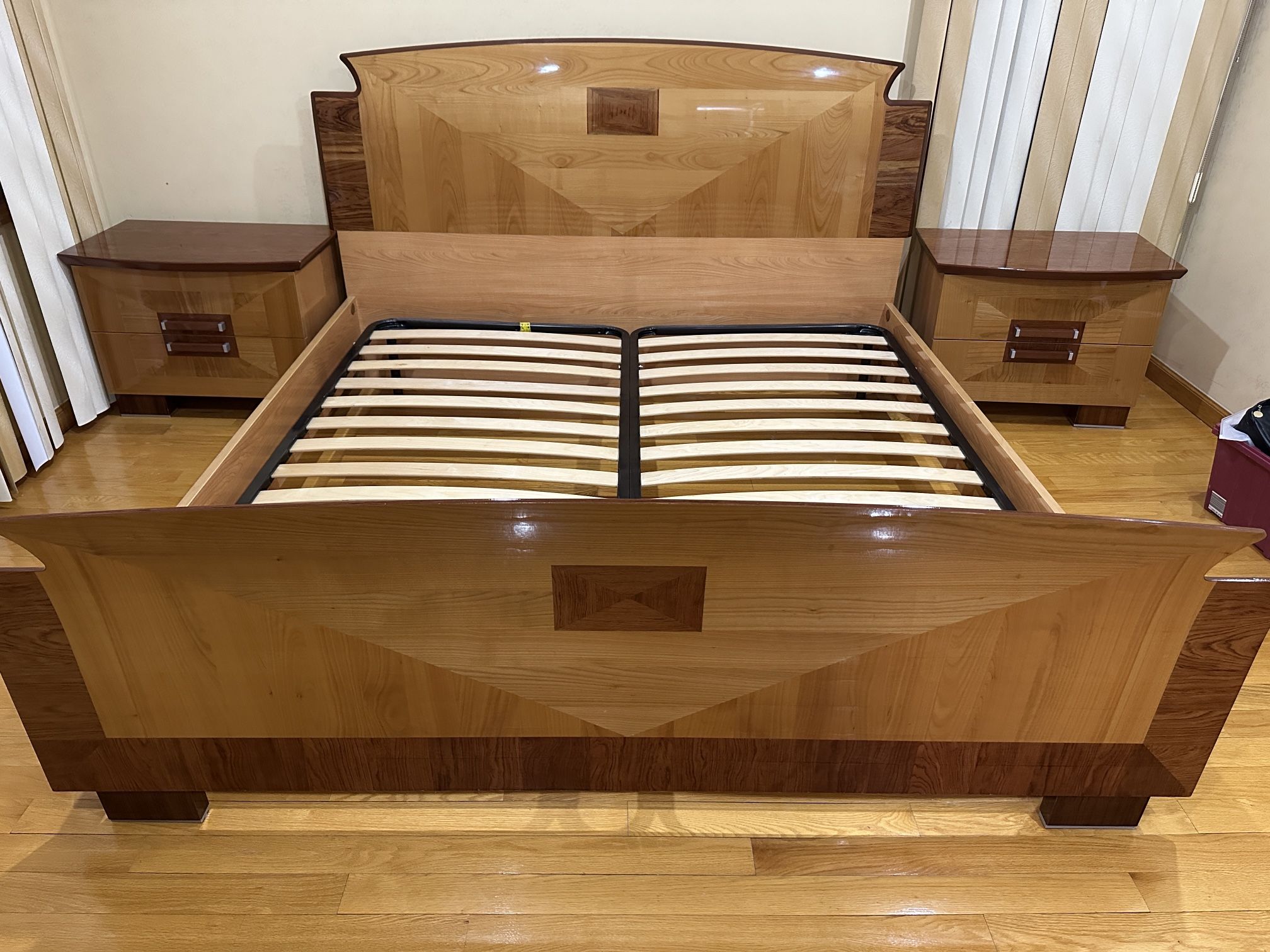 ALF Group Italian Luxury King Bedroom Set – Complete 6-Piece Set – Mint Condition