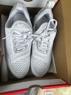 White Nike running shoes size 4Y or 5.5W like new