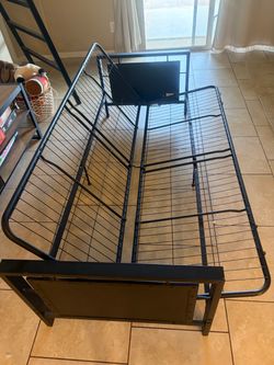 Futon frame | black