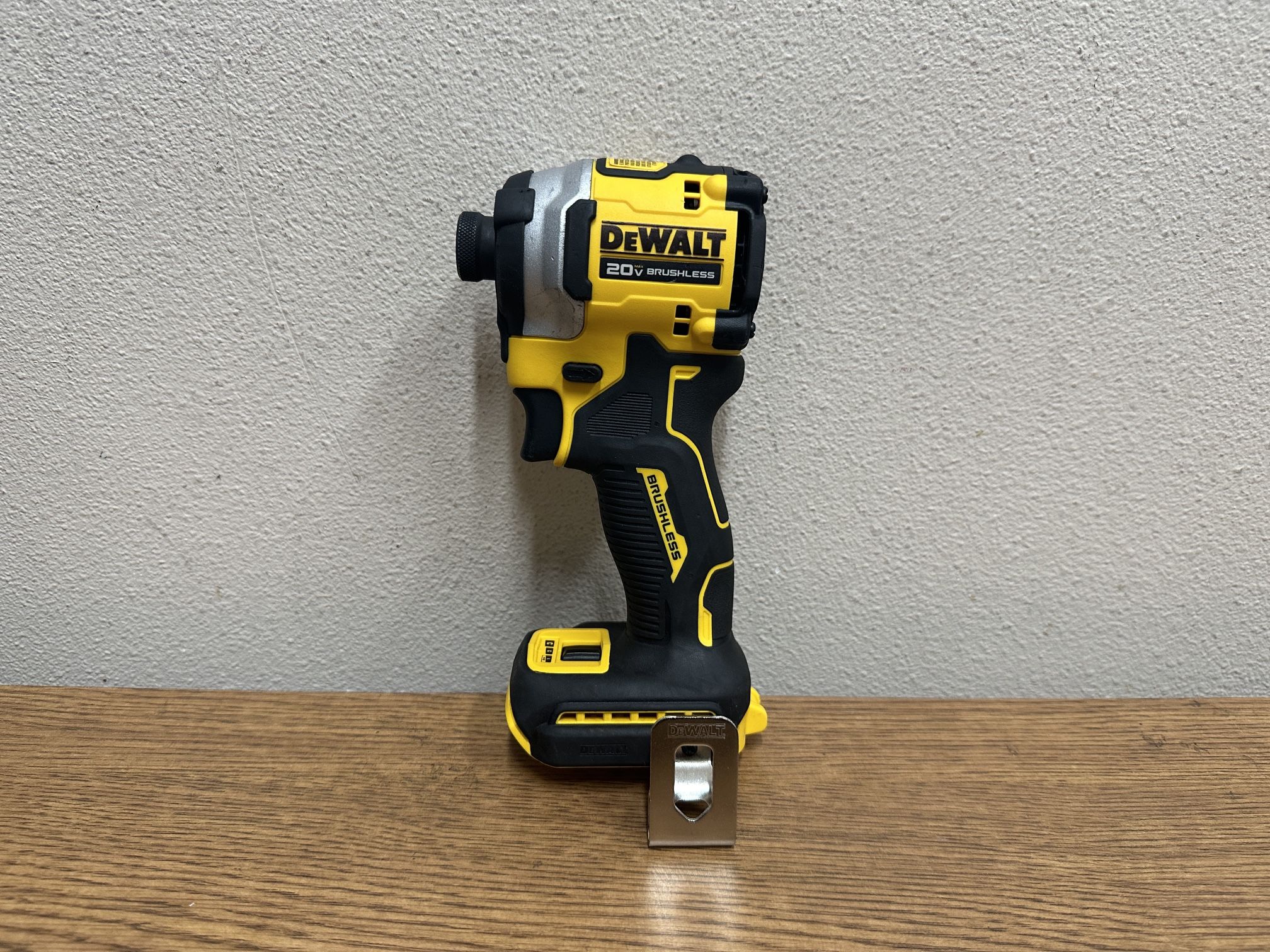 DEWALT DCF850B ATOMIC 20V MAX Cordless Brushless Compact 1/4 in. Impact Driver (Tool Only)