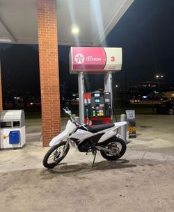 Dirt bike