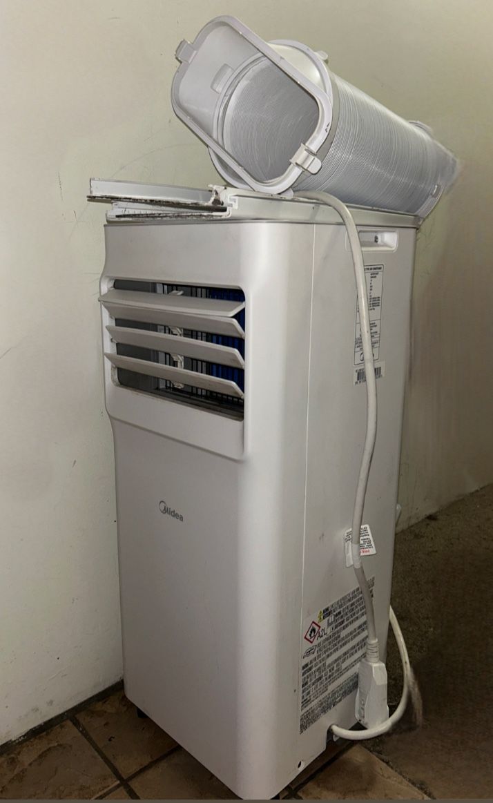 MIDEA 5,000 BTU PORTABLE AC