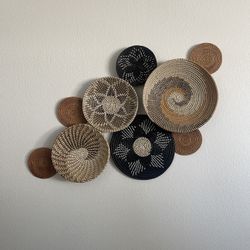 Hanging Wall Art Hanging Baskets 