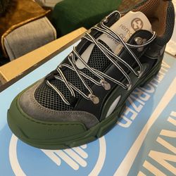 Gucci Tracks Men 9.5