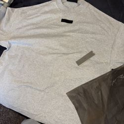 Brand New Essential Fear Of God Short Sz M