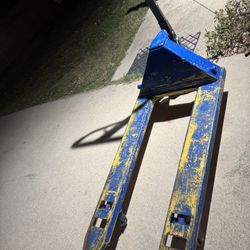 Pallet Jack 