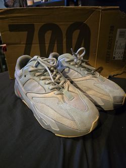 Yeezy BOOST 700
