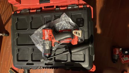 Milwaukee M18 fuel brushless hammer drill driver
