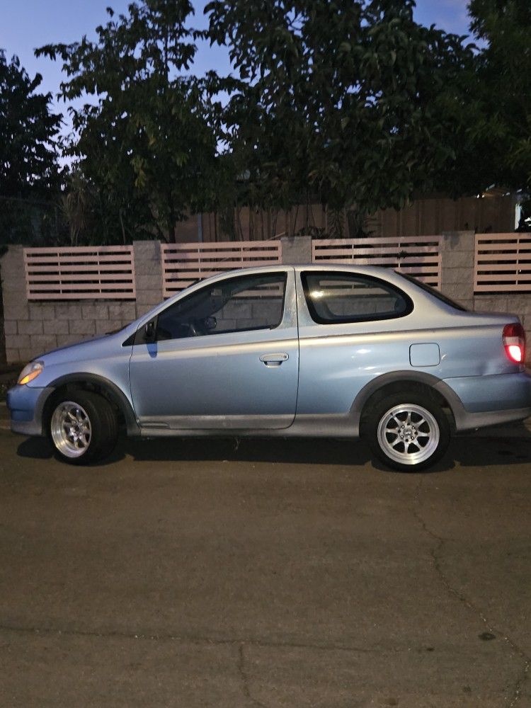 2000 Toyota Echo