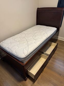 Twin size mattress and bed set