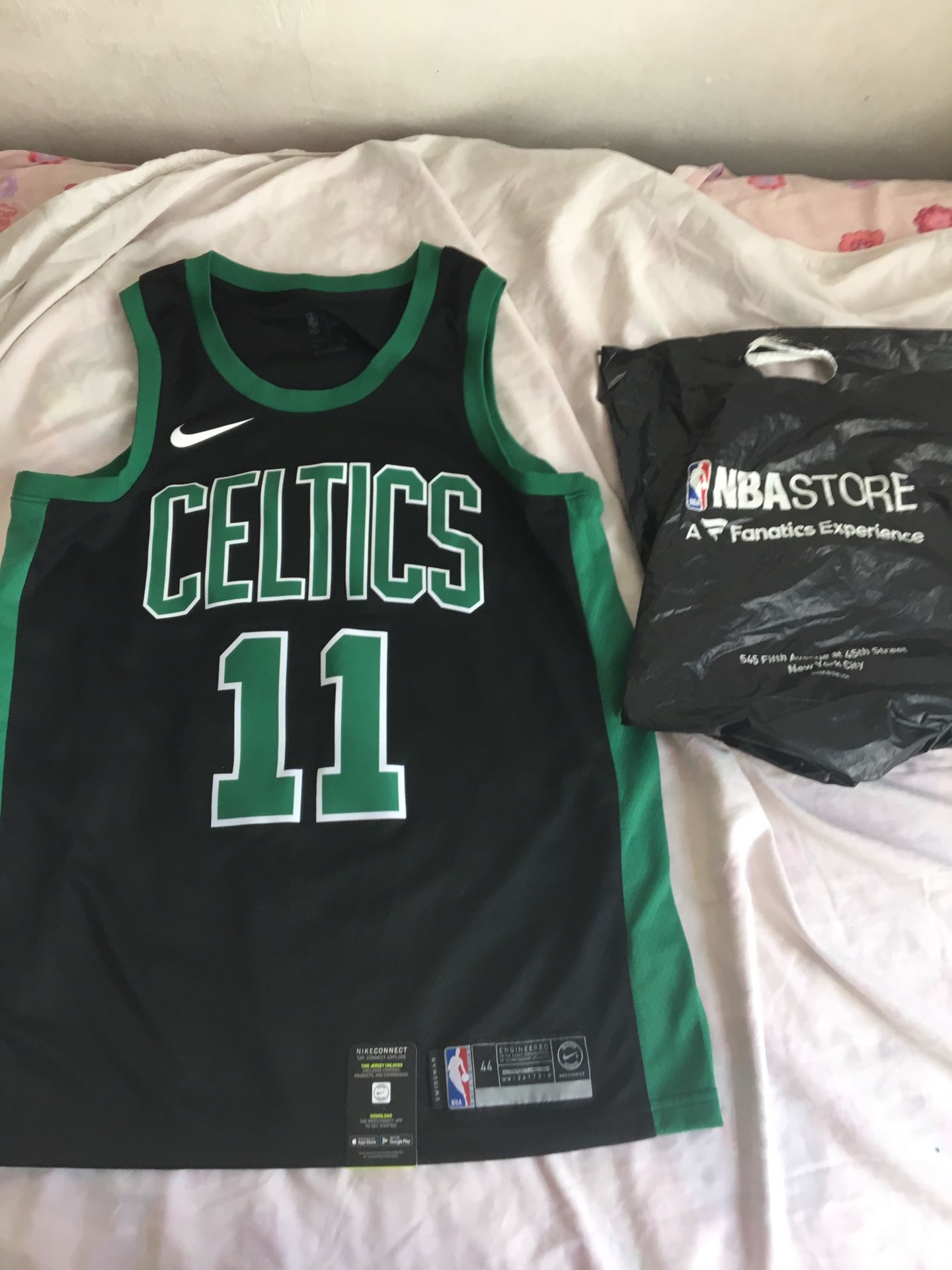 Brand new Celtics Kyrie Jersey,who want to trade . I’m looking for a bape shirt or Vlone shirt or any hoodie