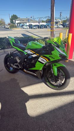 2025 Kawasaki Ninja ZX-6R ABS