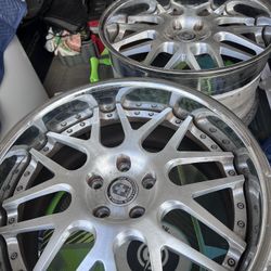 HRE WHEELS 19” STAGGERED