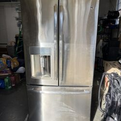 GE French Door Refrigerator 