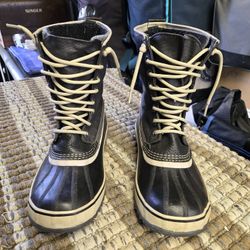 Sorel Snow Boots Women Size 10