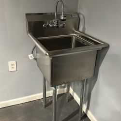 Gridmann Stainless Steel Sink And Faucet