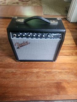Fender Champion 20 guitar amplifier