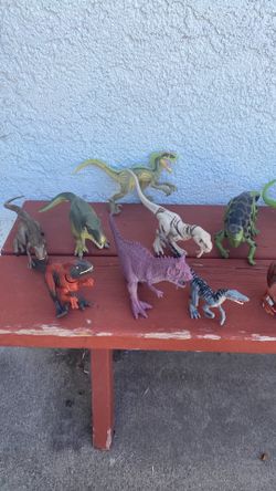 35 dinosaurs