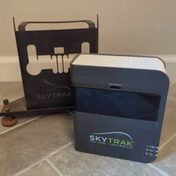 SkyTrak Original Golf Simulator Launch Monitor Used/ 