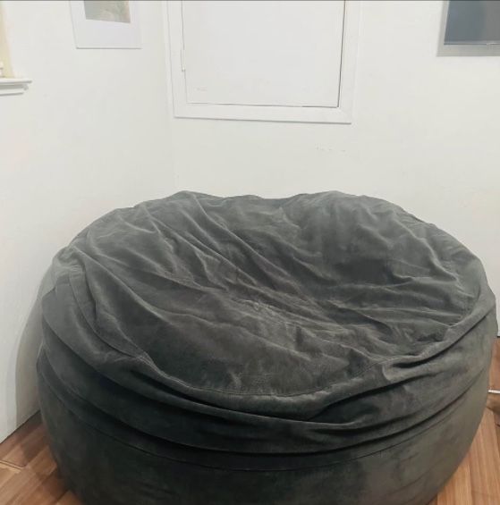HUGE bean Bag Chair  $75  NO LOWBALLERS 