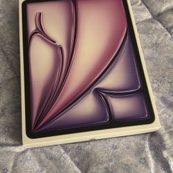 Apple IPad 12.9in Purple  256 GB New 