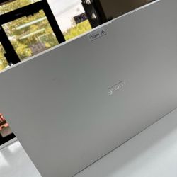 LG Gram 15 Laptop -  PAYMENTS AVAILABLE ONLY $25 DOWN - NO CREDIT NEEDED 