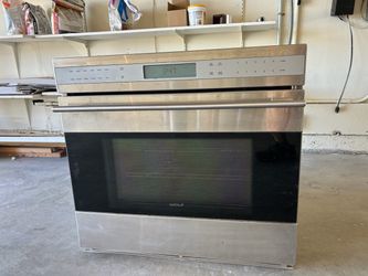 Wolf Stainless Steel e-series Wall Oven