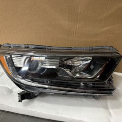 2022 HONDA CRV RIGHT HEADLIGHT