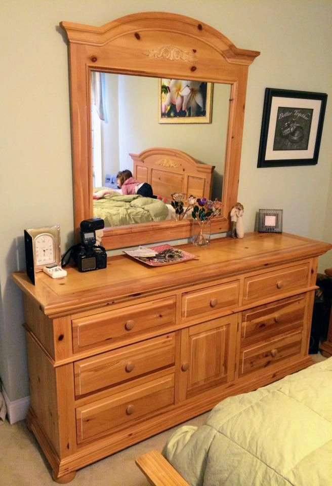 Broyhill Fontana Bedroom Set, Headboard Footboard Rails Full/Queen Sz Dresser And Mirror, Tempur-Pedic