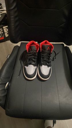 Jordan 1 bred shadow size 5,5