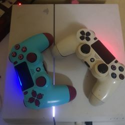 Ps4 Slim Wity 2 Controllers And 16 Games In It 
