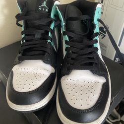 Air Jordan 1 Mid “Tropical Twist” – Size 8.5
