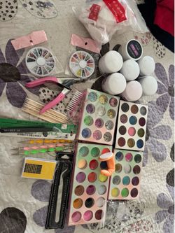 Morovan and Coscelia Nail Art Kit
