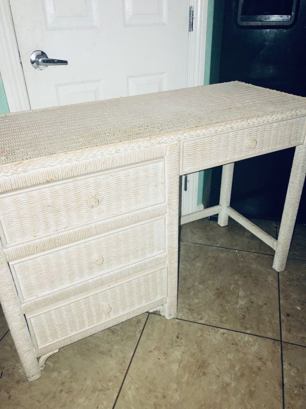 Henry Link Desk Vintage For In Las Vegas Nv Offerup