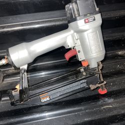 Porter-Cable pneumatic Brad Nailer