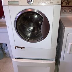 Frigidaire Front Load Washer