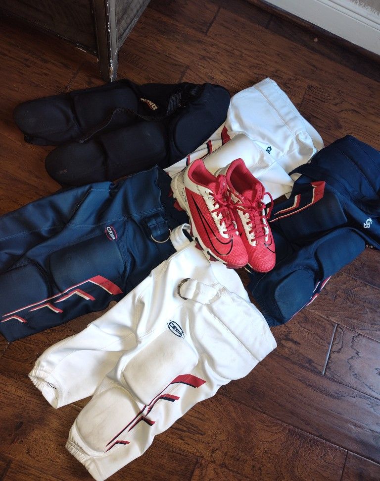 Football Pants / Cleats