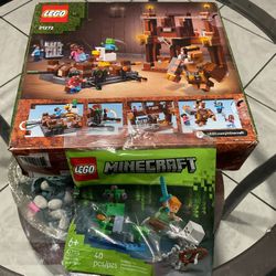 Lego Minecraft Bundle