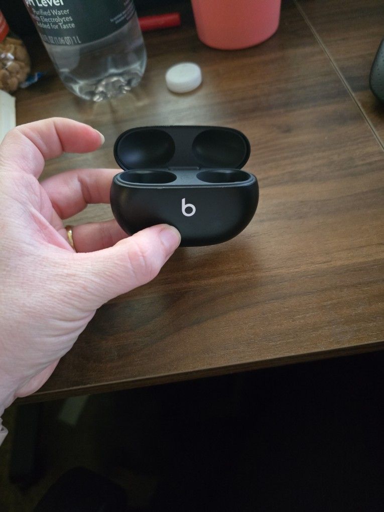 Studio Beats Buds (CASE ONLY)