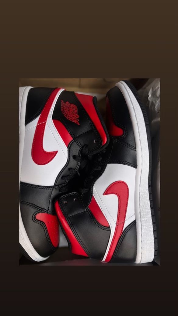 Air Jordan 1 mid