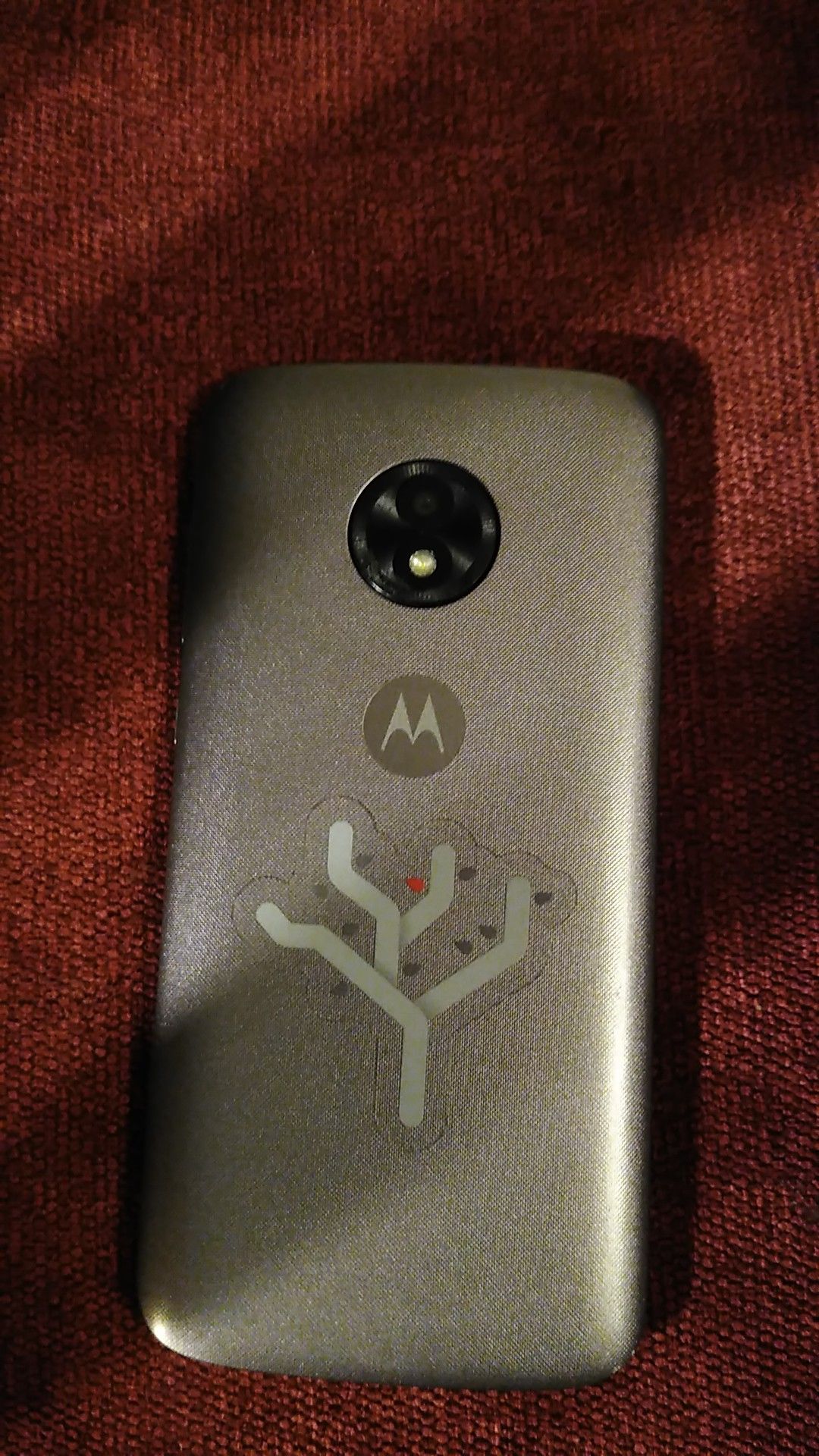 Moto e5 play for Metro a month old in very good condition $60 OR BEST OFFER