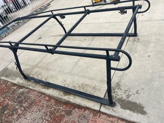 Aluminum lumber rack