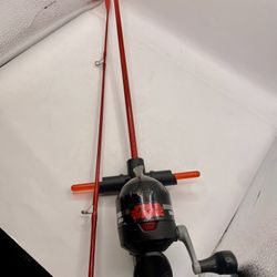 Zebco Star Wars Spincast Reel and Fishing Rod Combo, Kylo Ren Kids Tangle Free